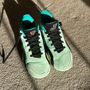 Jordan Tatum Nike Basketball shoes 6.5Y